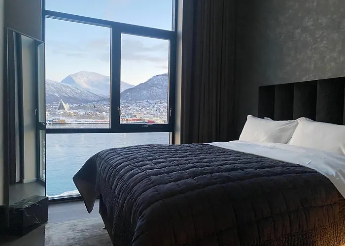 Vindlys Luxury Penthouse Apartment