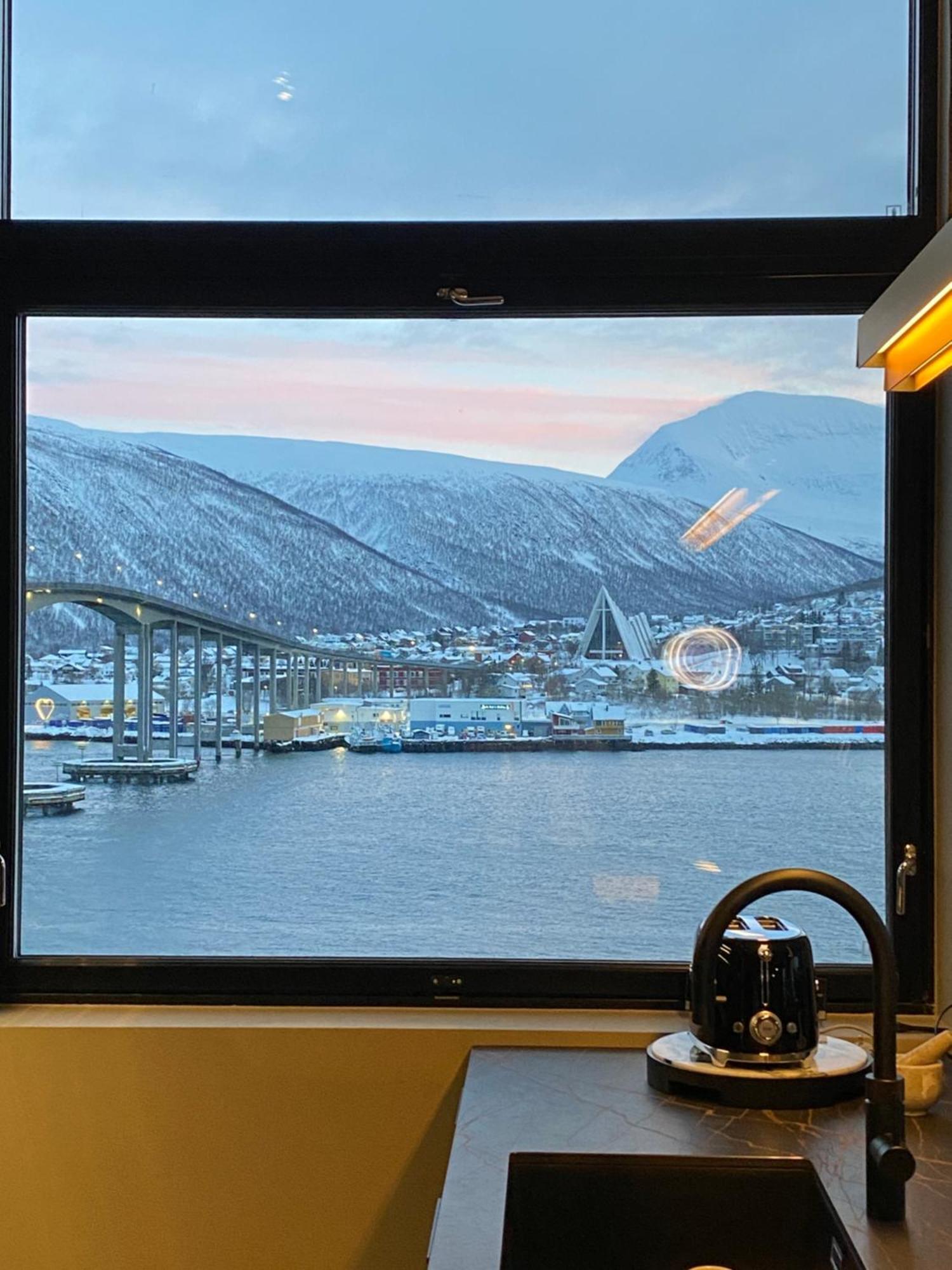 Vindlys Luxury Penthouse Lägenhet Tromsø